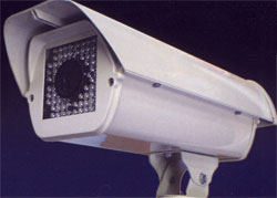 30m赤外線照射器内蔵バリフォーカルハウジングカラーカメラ